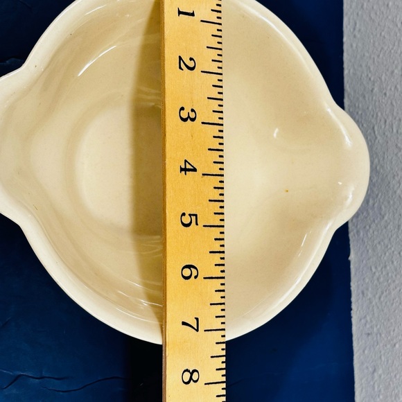 DELTIS Stoneware Serving Bowl White 9 inch with Pour Spouts Portugal - Picture 7 of 7